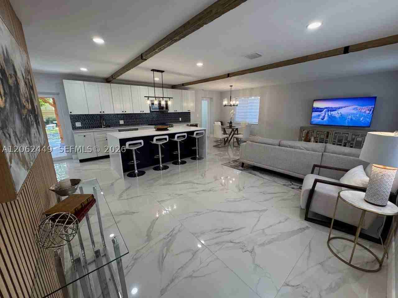5430 Sw 99th Ave - Photo 4 of 24