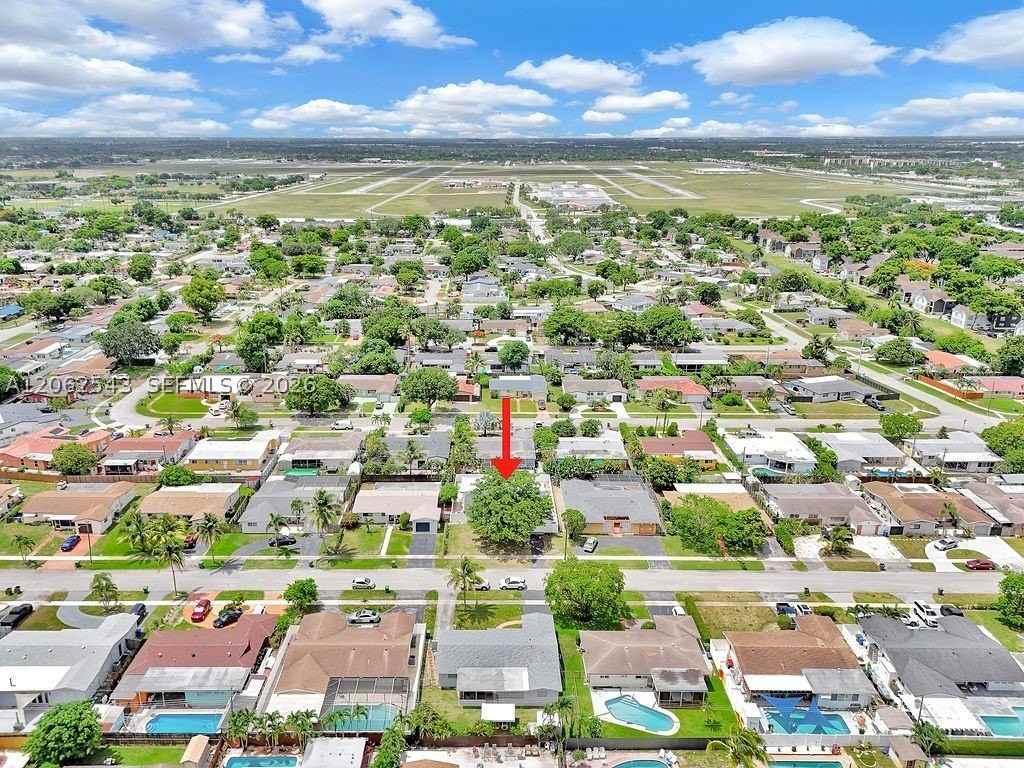 7710 Nw 6th Ct - Photo 4 of 27