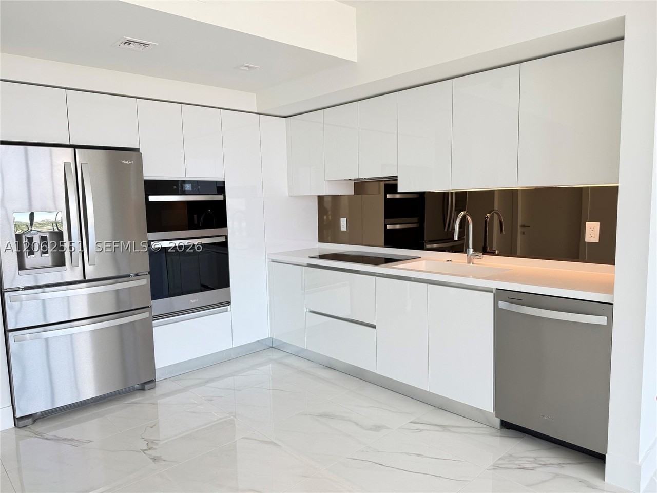 E Hallandale Beach Blvd #1106 - Photo 7 of 28