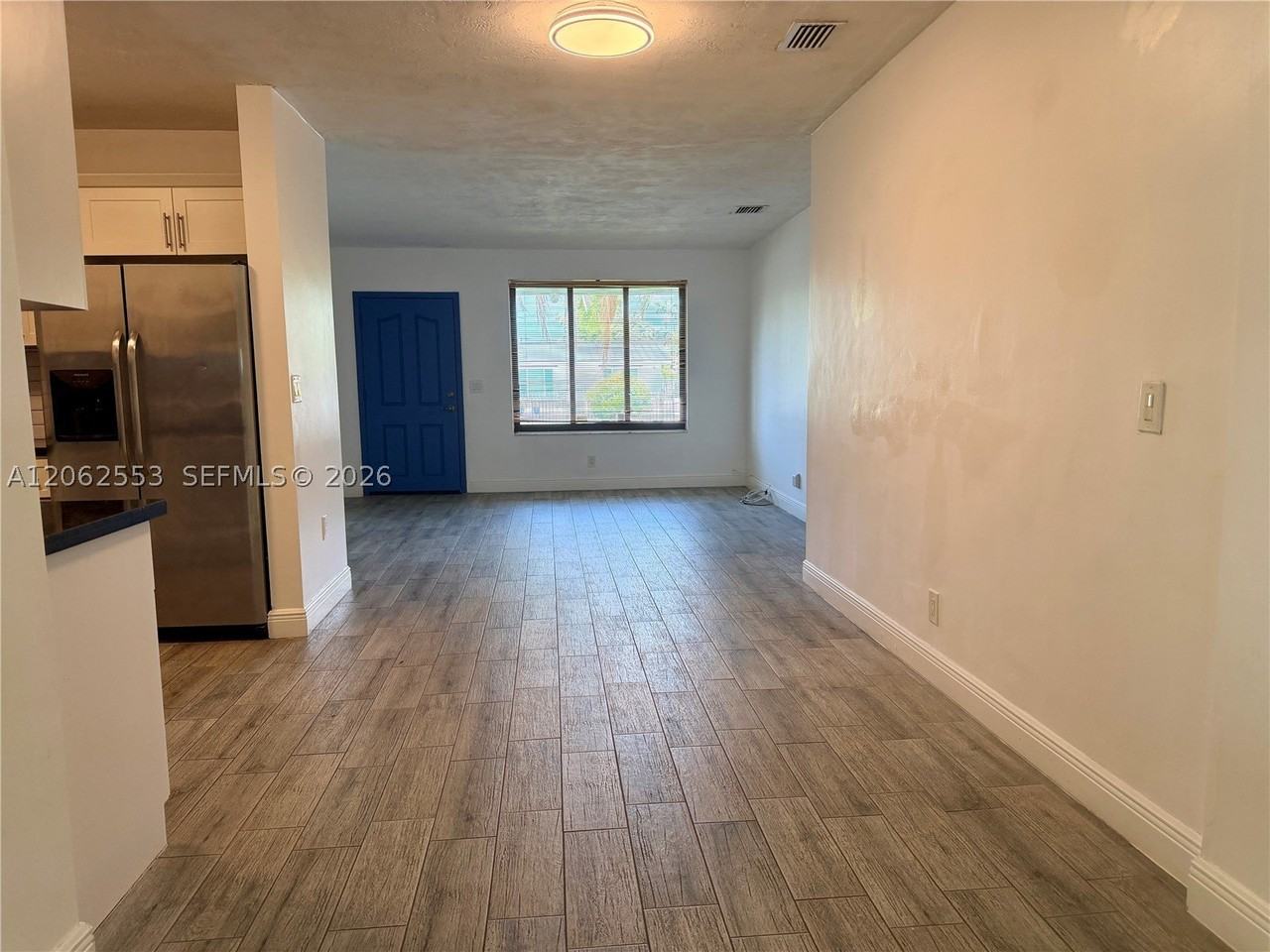 3310 Sw 92nd Pl - Photo 2 of 20