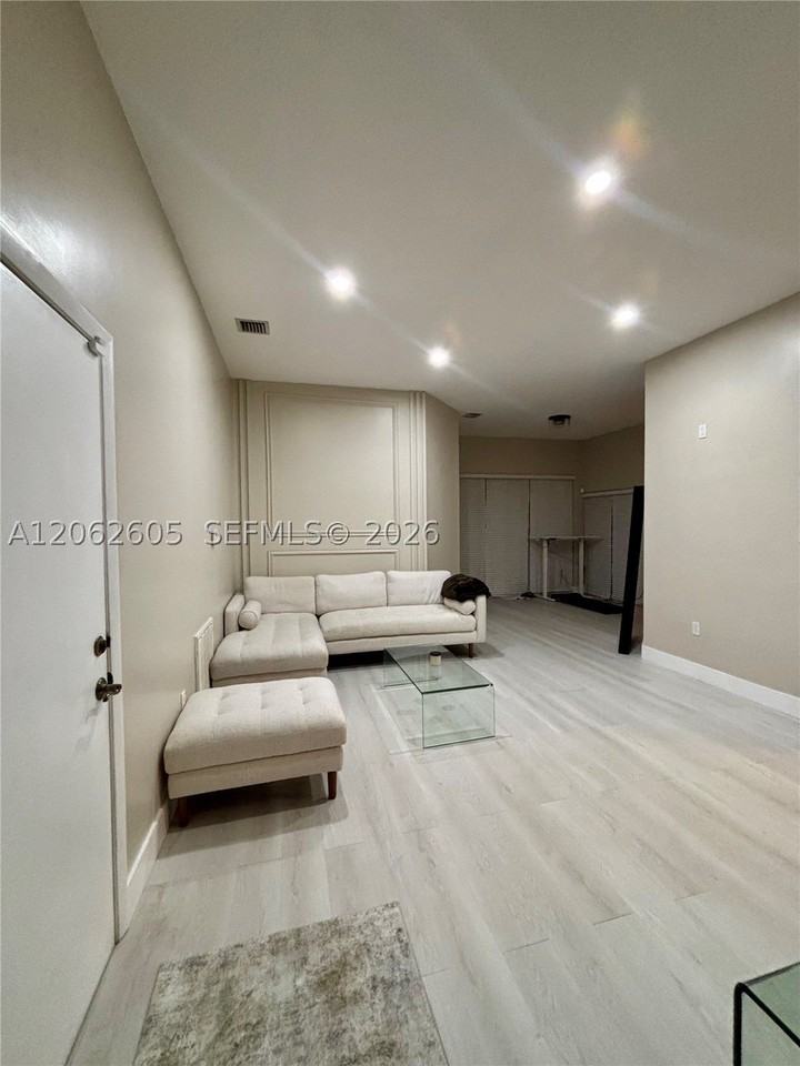 21507 Sw 90th Ct #21507 - Photo 2 of 13