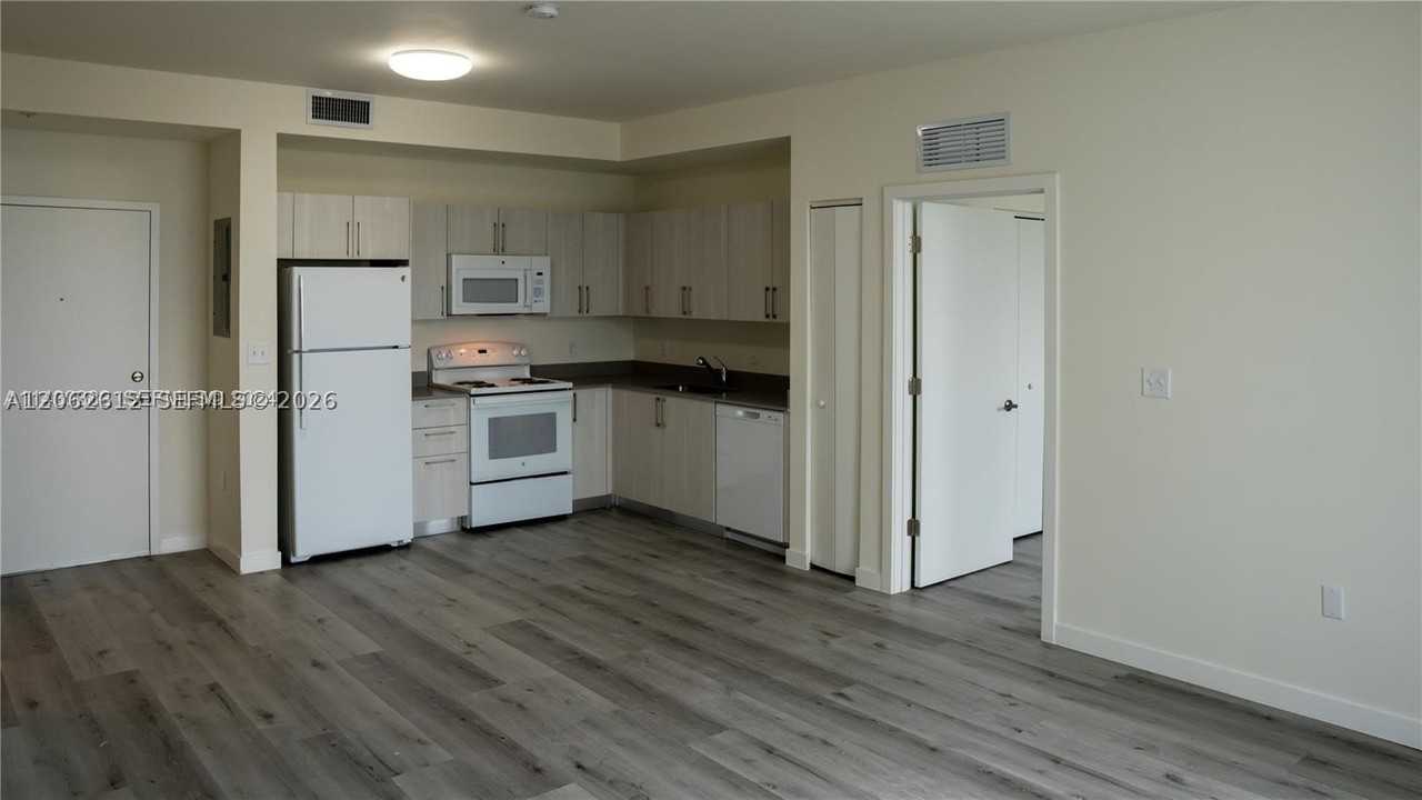 26720 Old Dixie Hwy #216 - Photo 7 of 12