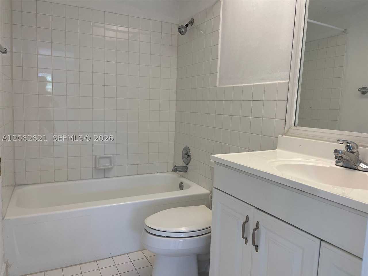 6703 N Kendall Dr #404 - Photo 7 of 9