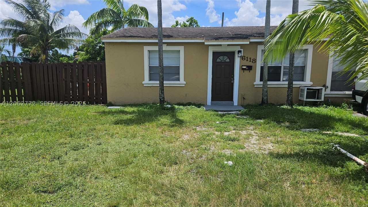 6118 Plunkett St #1 - Photo 2 of 16
