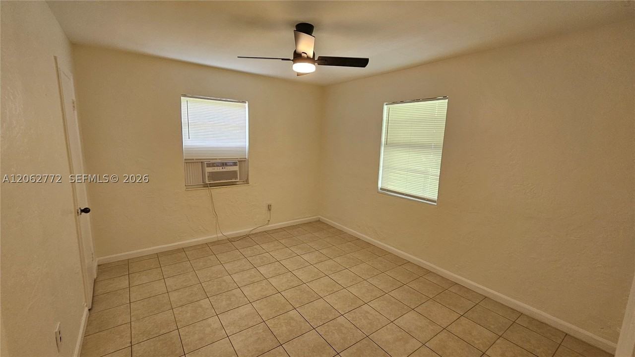 6118 Plunkett St #1 - Photo 7 of 16