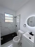 featured image of 1560 Sw 5th St #7