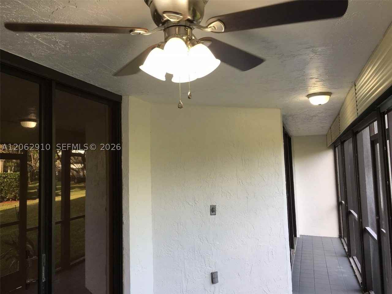 1440 Sheridan St #5F - Photo 4 of 10