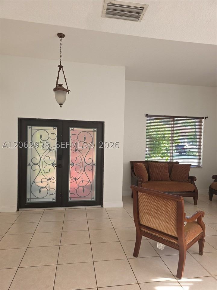 14811 Sw 32nd Ln #00 - Photo 4 of 25
