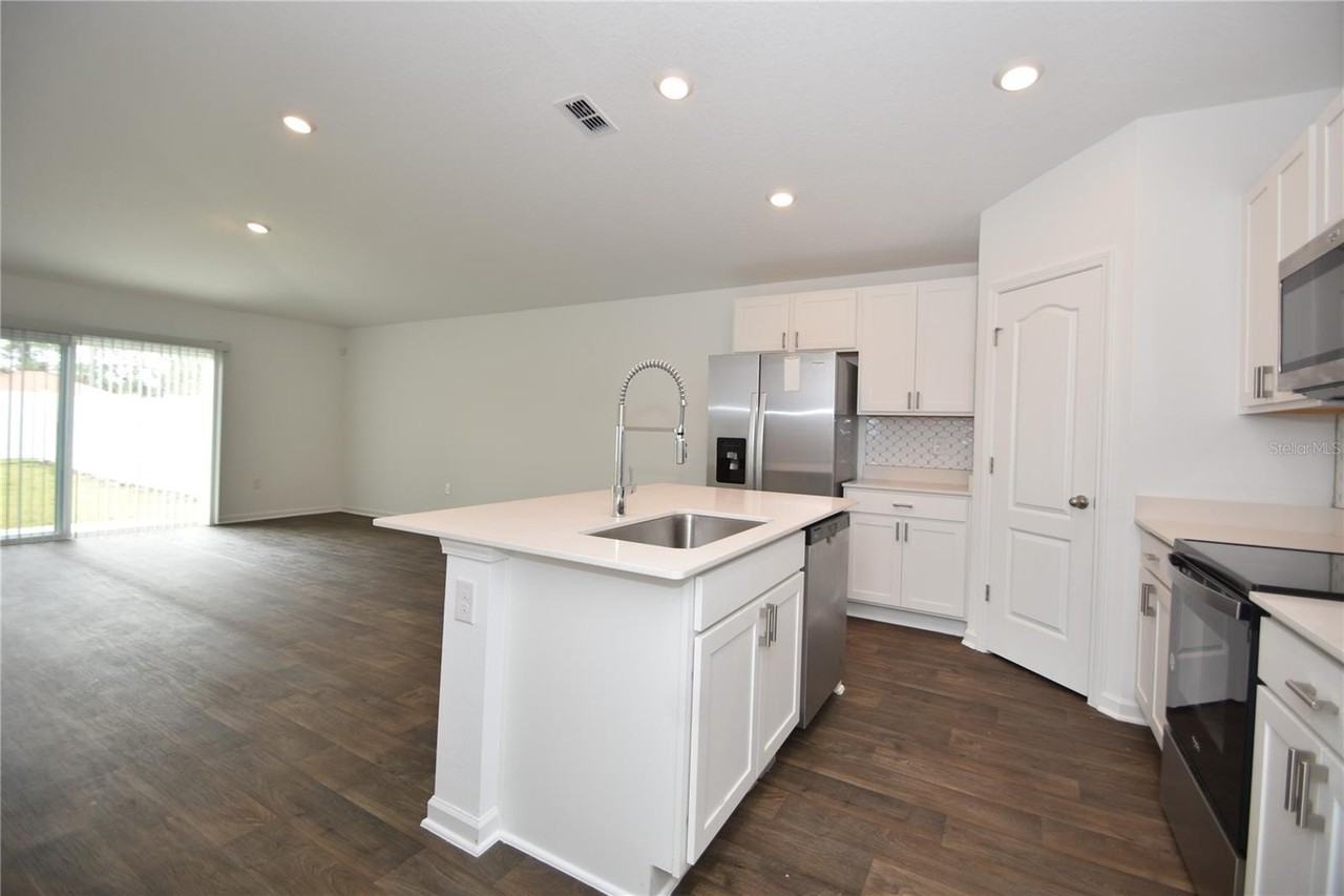 6 Prosperity Ln #B - Photo 6 of 32
