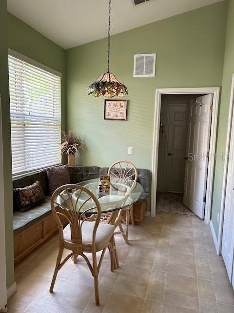 2205 Caledonian St - Photo 5 of 14