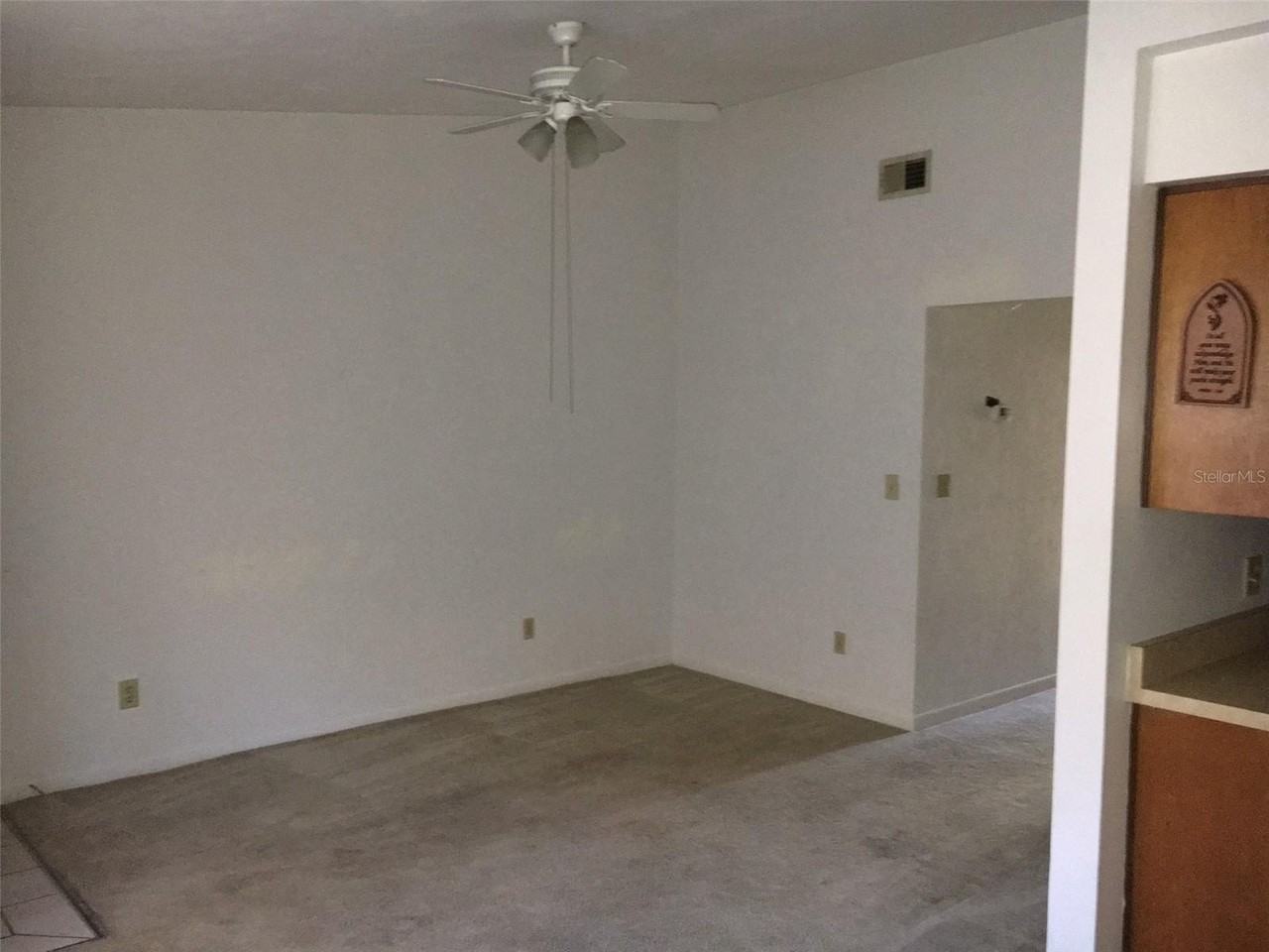 6735 Sw 45th Ave - Photo 3 of 5