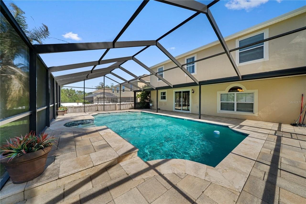 14308 Nw 161st Ave - Photo 7 of 50