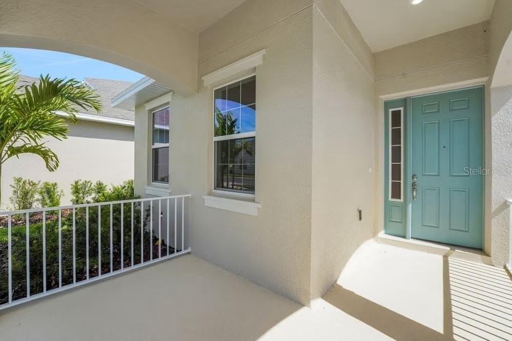15075 Tea Tree Dr - Photo 3 of 38