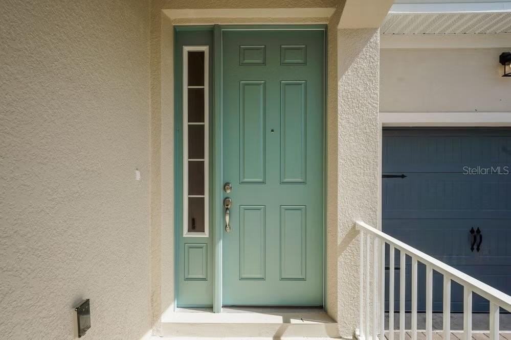 15075 Tea Tree Dr - Photo 4 of 38