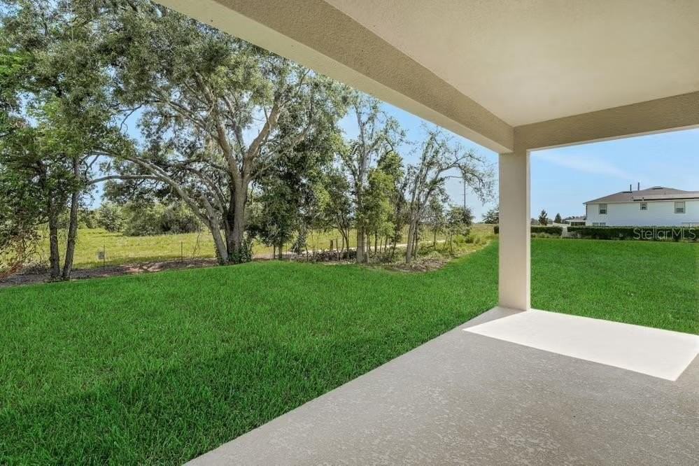 15075 Tea Tree Dr - Photo 5 of 38