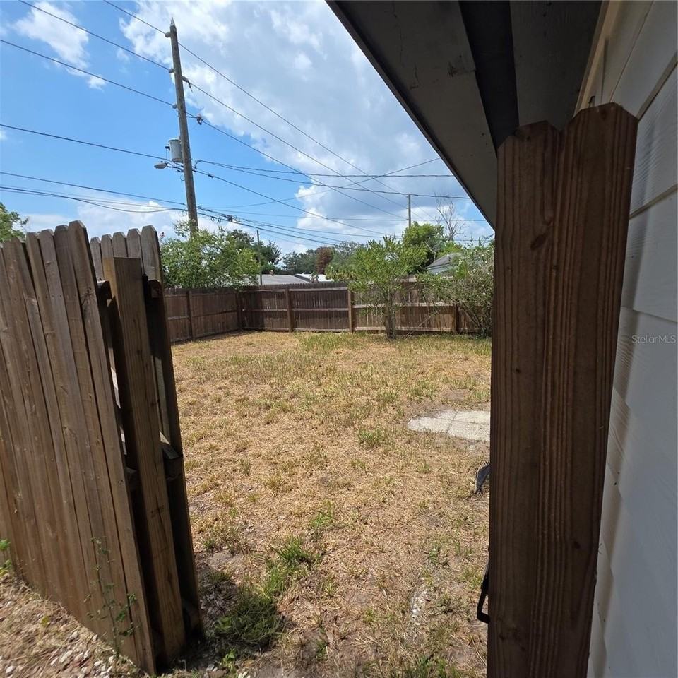 5101 Orange Ave #B - Photo 3 of 11