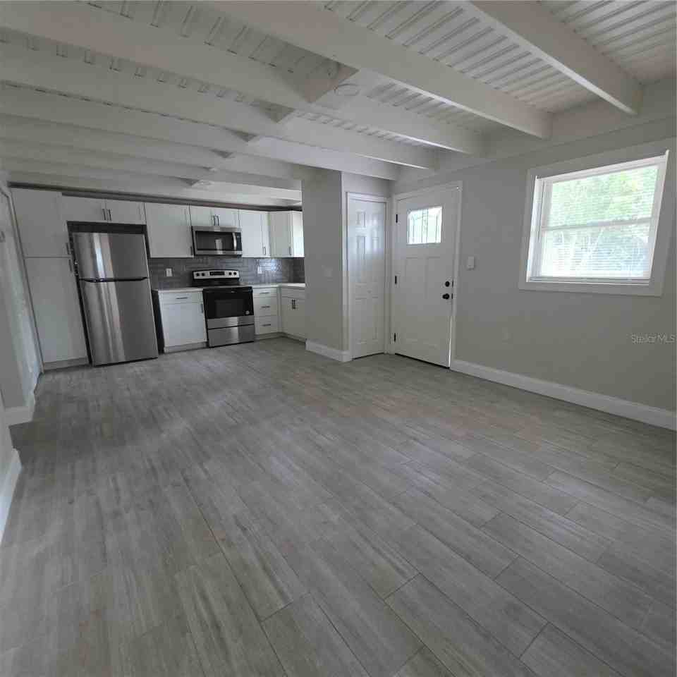 5101 Orange Ave #B - Photo 5 of 11