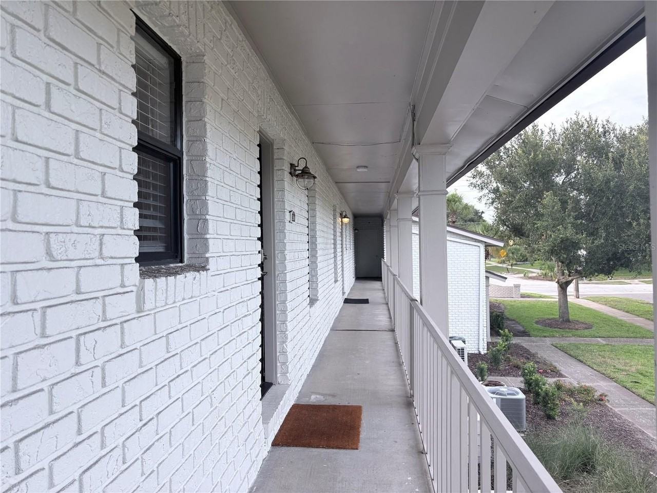 2806 Plaza Terrace Dr #2806 - Photo 2 of 18