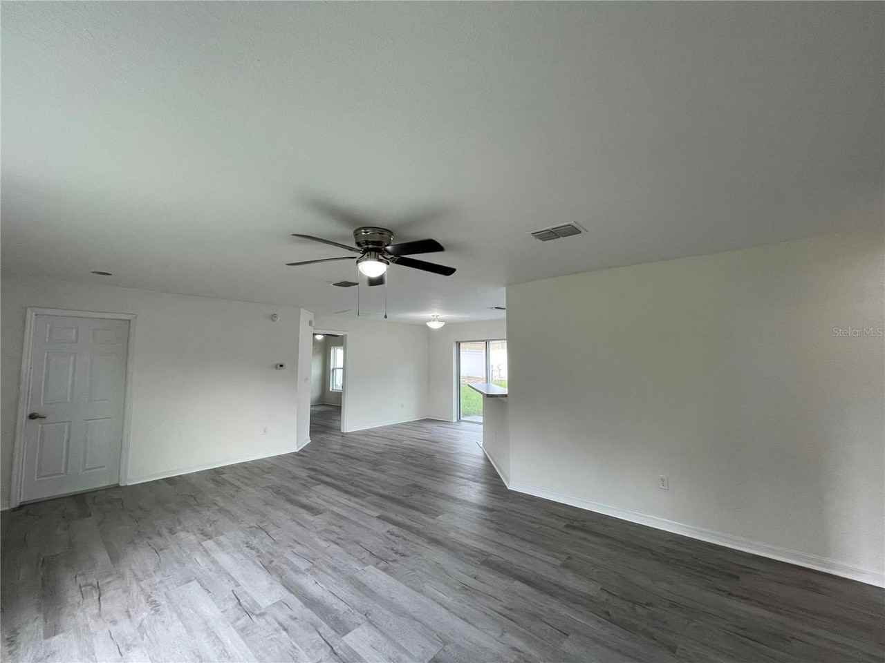 16958 Sw 20th Court Rd - Photo 5 of 31