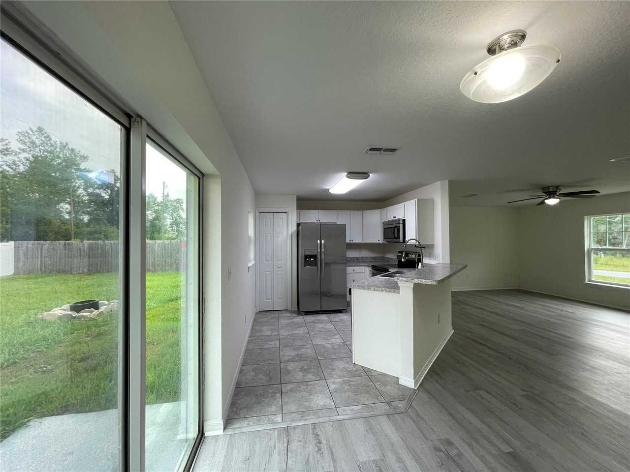16958 Sw 20th Court Rd - Photo 7 of 31