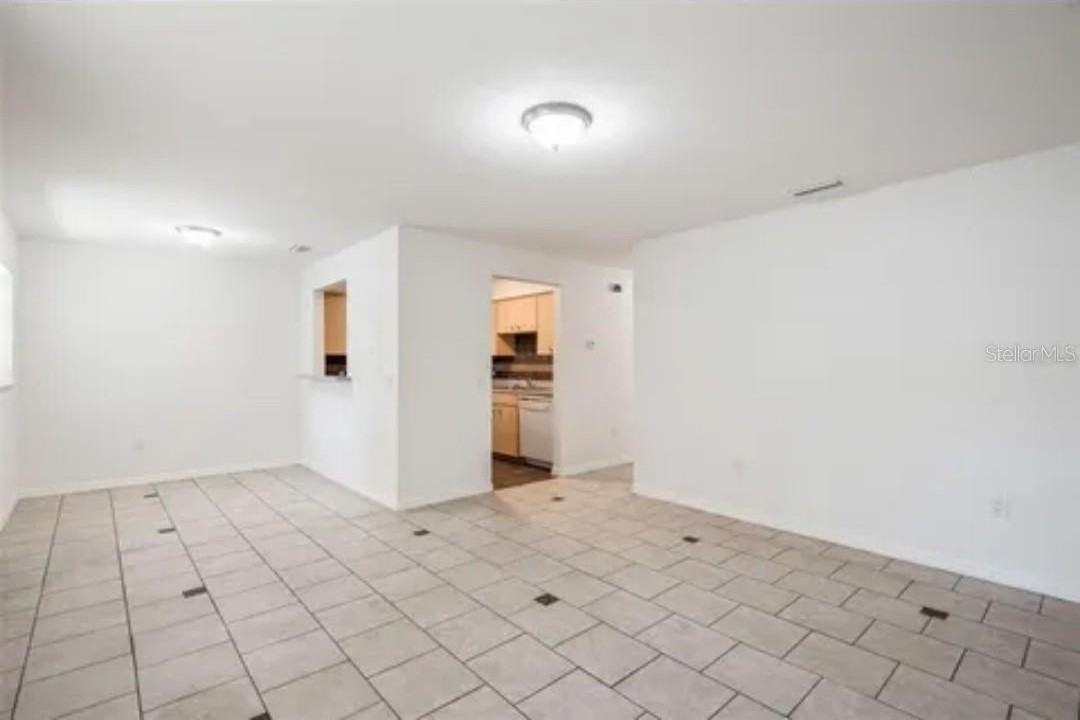 519 S Westgate Ave - Photo 4 of 4