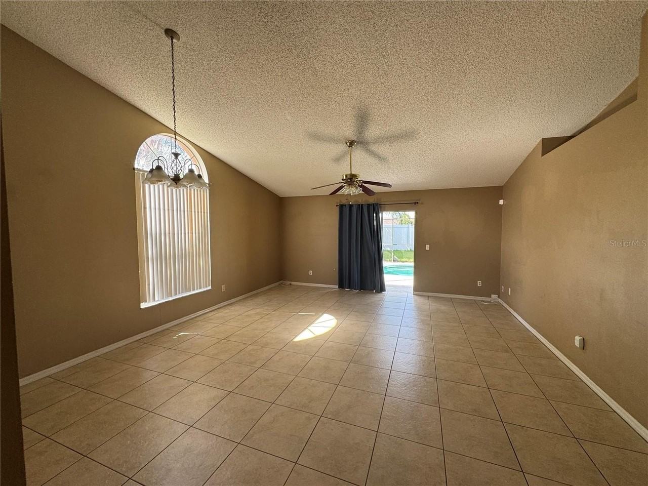 3132 Arrow Dr - Photo 3 of 23