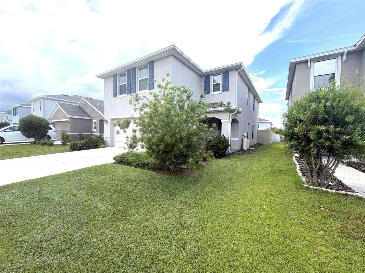 12153 White Cypress Pl - Photo 3 of 14