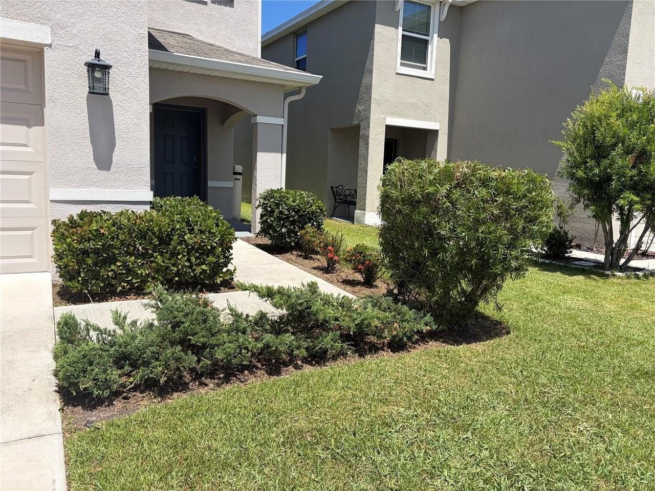 12153 White Cypress Pl - Photo 4 of 14