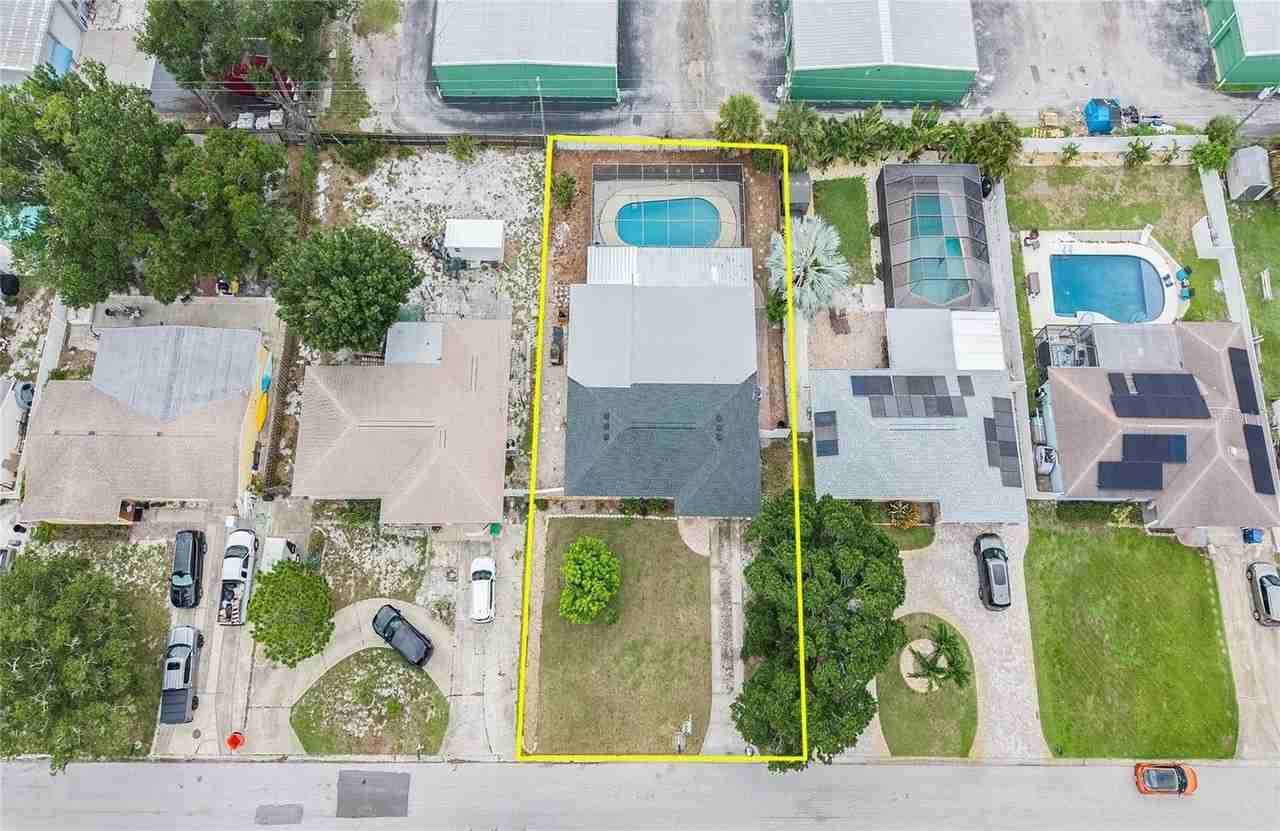 5213 97th Way N - Photo 3 of 50