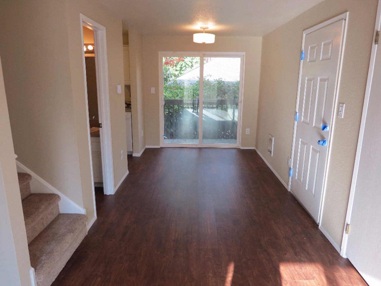 18609 Bothell - Photo 2 of 11
