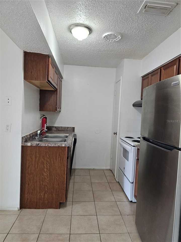 247 Thorn Tree Pl #247 - Photo 5 of 15