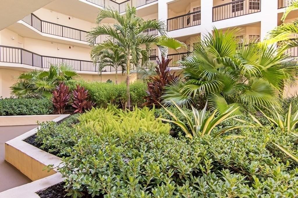 1002 S Harbour Island Blvd #1101 - Photo 4 of 40