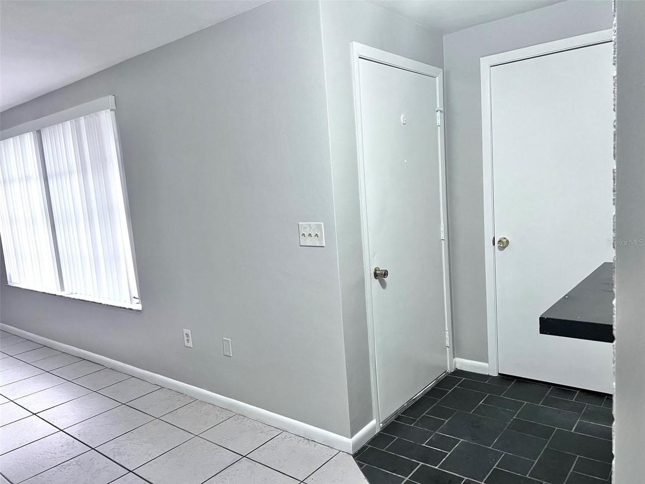 7204 Isle Dr - Photo 6 of 32