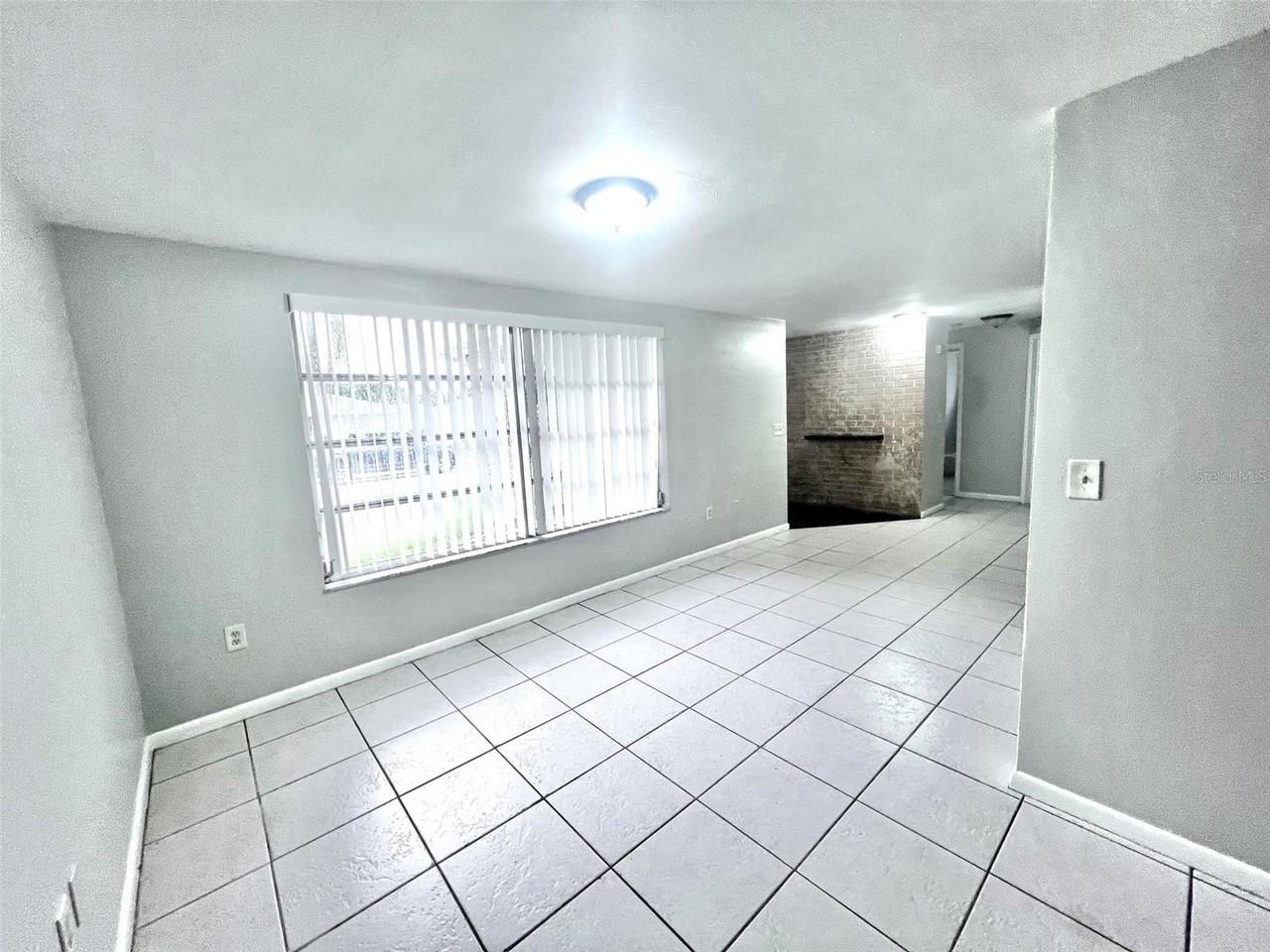 7204 Isle Dr - Photo 7 of 32