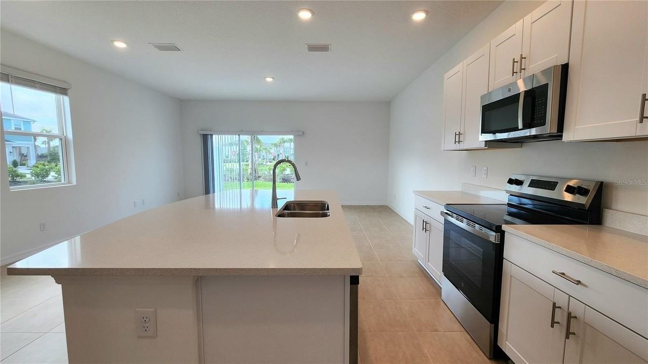 16656 Bergamo Pl - Photo 5 of 50