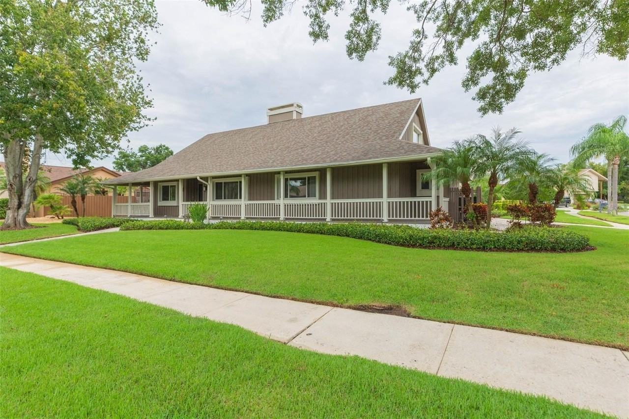 4301 Saltwater Blvd - Photo 4 of 50