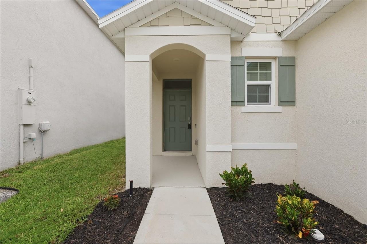 1749 Shadow Trace Way - Photo 3 of 30