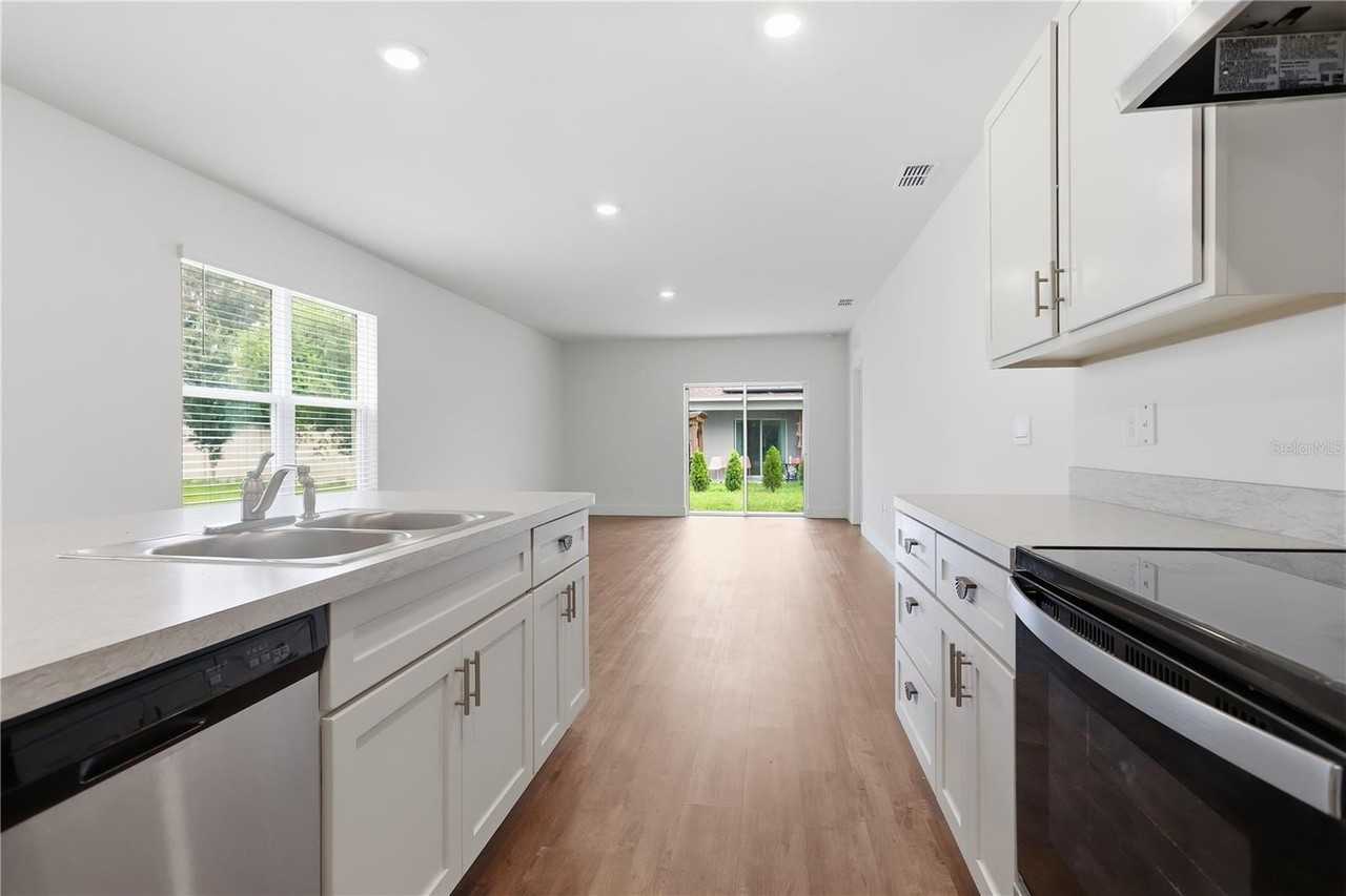 1749 Shadow Trace Way - Photo 7 of 30