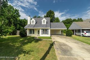 featured image of 520 Twin Pine Cv