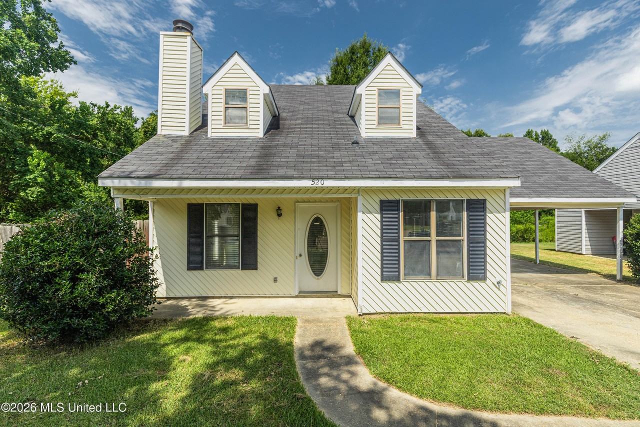520 Twin Pine Cv - Photo 4 of 32