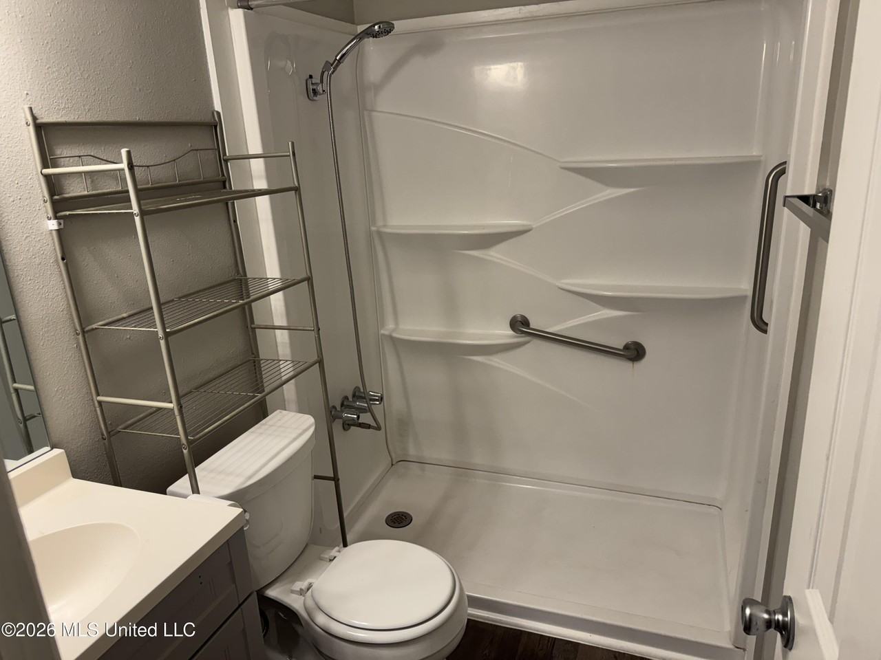 1254 24th St - Photo 7 of 10