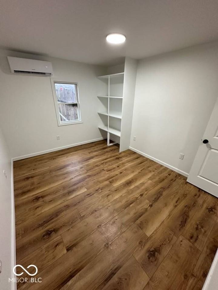 1007 S Rybolt Ave - Photo 2 of 17