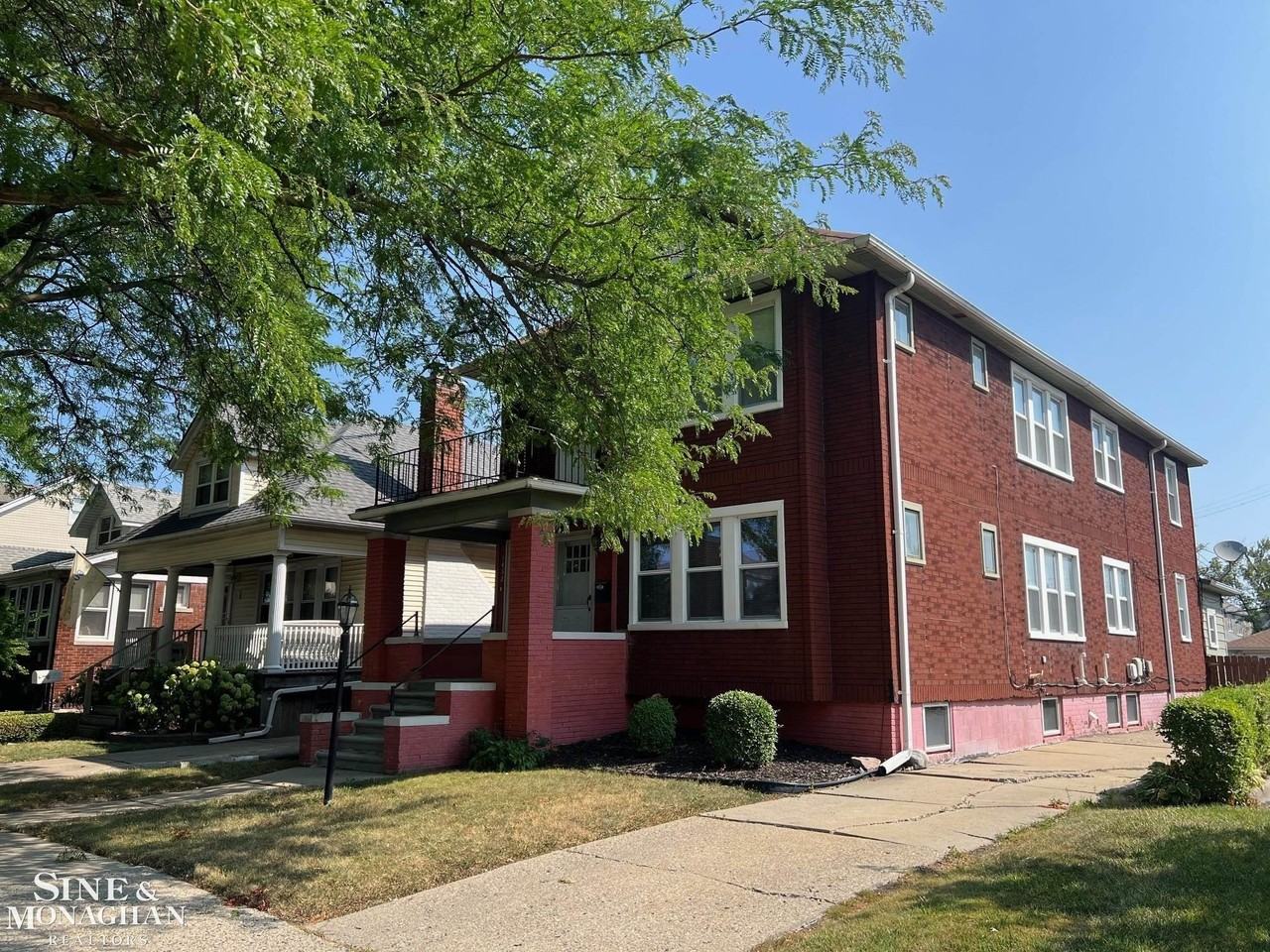 1450 Maryland St - Photo 2 of 29