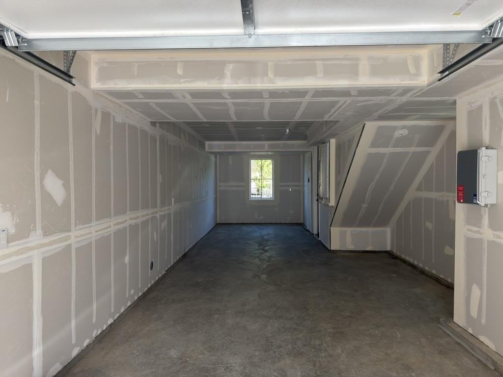543 Shockley Aly - Photo 5 of 35