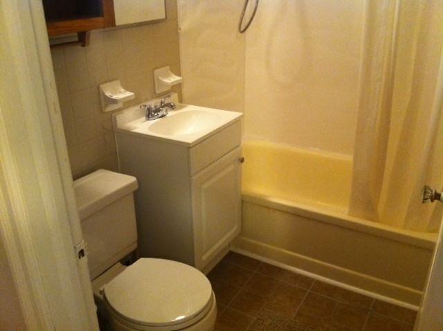 2451 Richard Ave - Photo 6 of 7