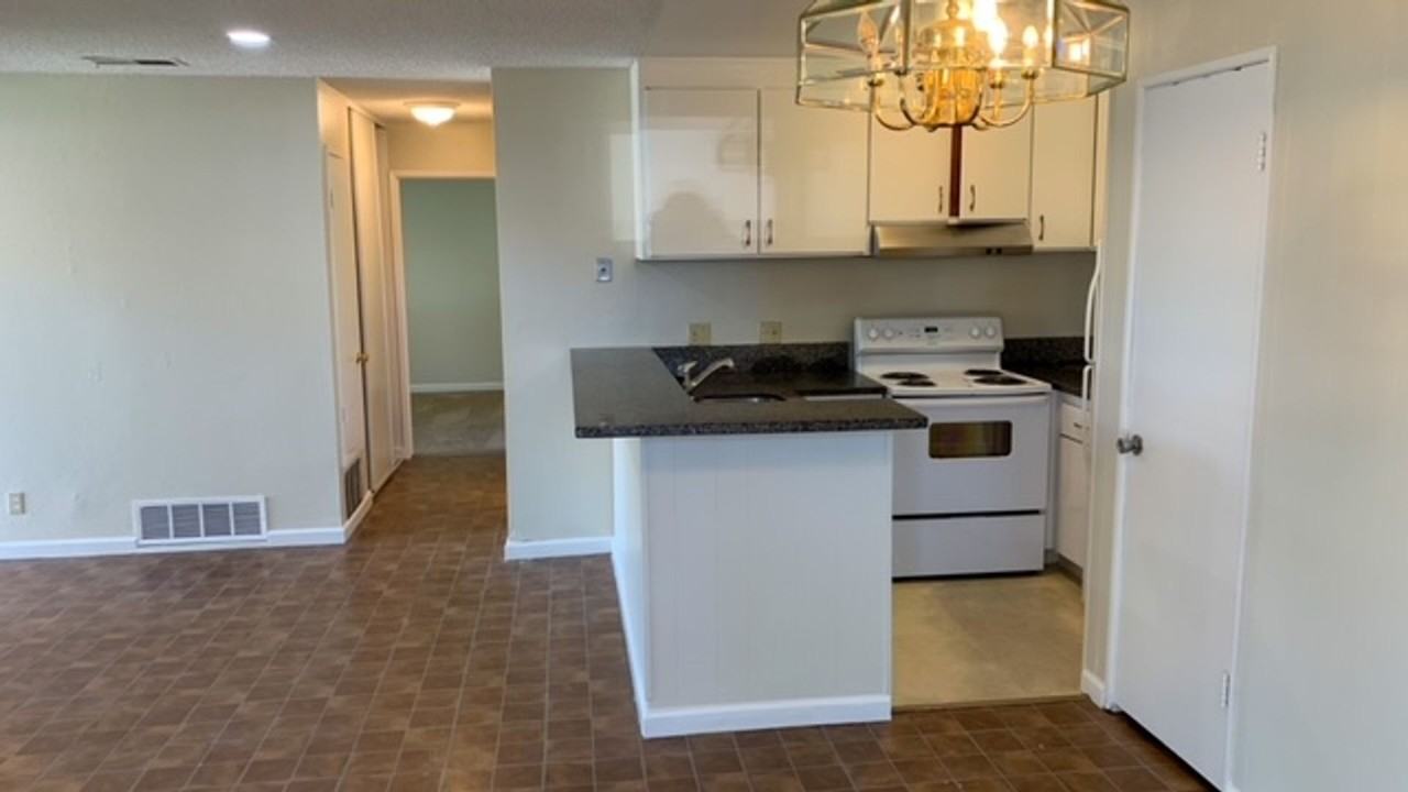 4690 Doane St - Photo 5 of 12