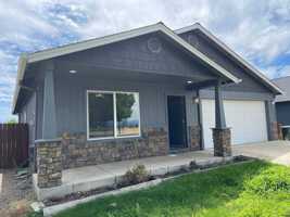 featured image of 3564 Avenue G