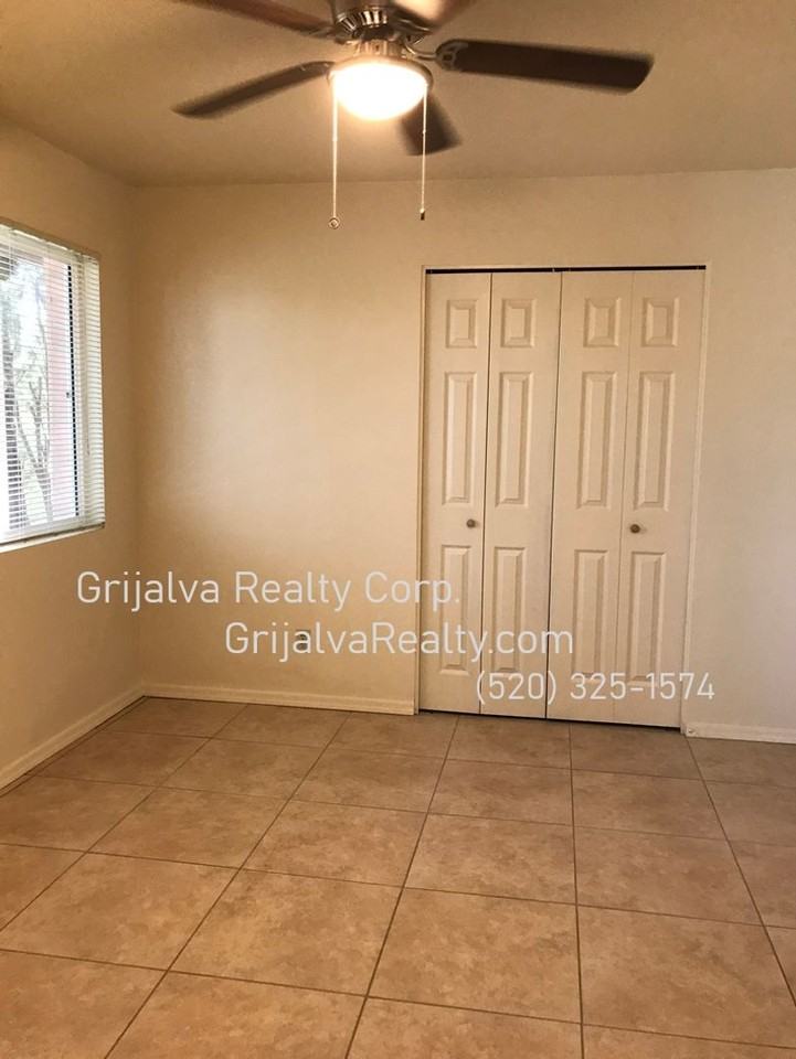 8541 E Desert Palm St - Photo 6 of 16