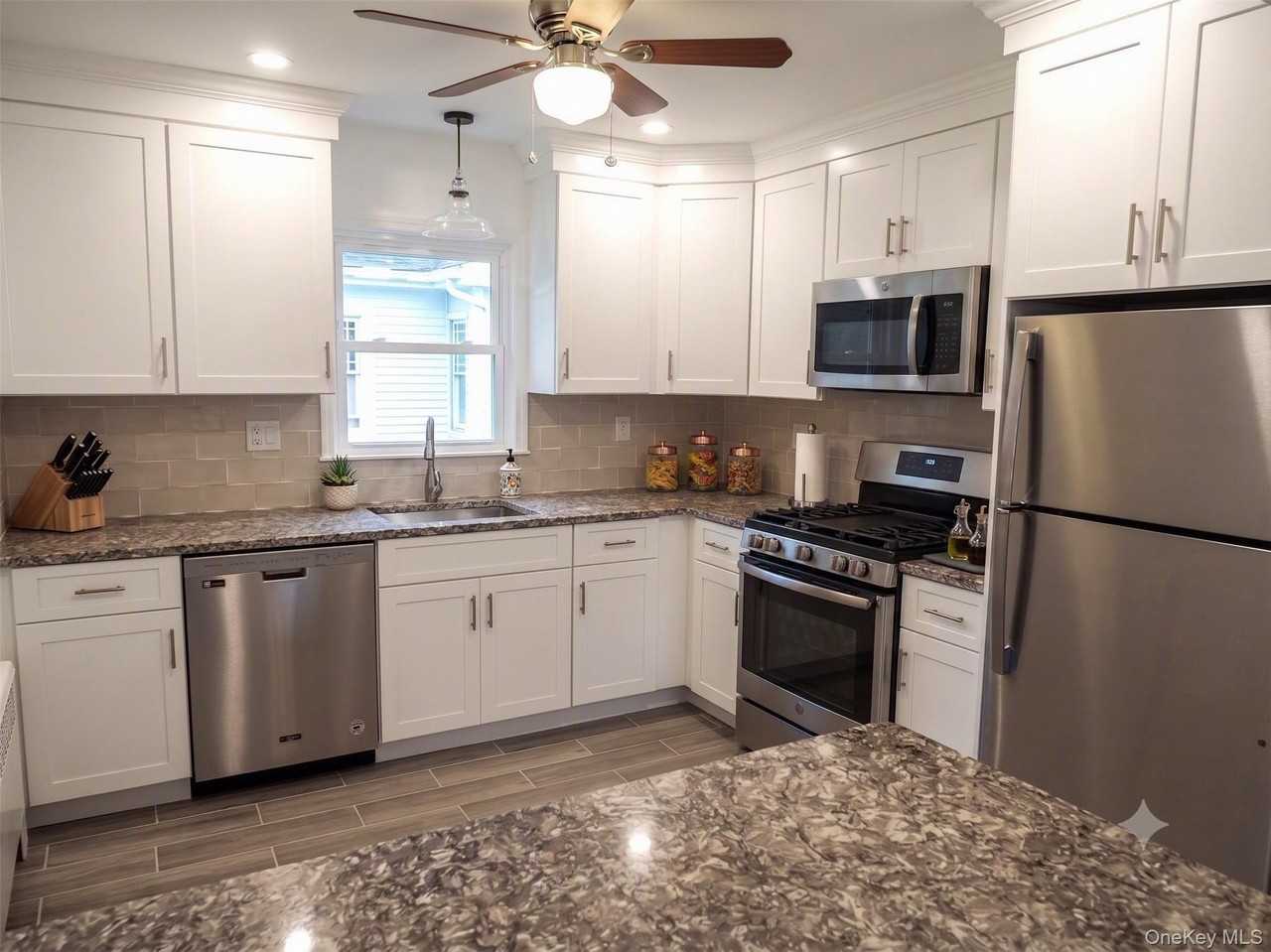 177 Ashford Ave #2 - Photo 5 of 18