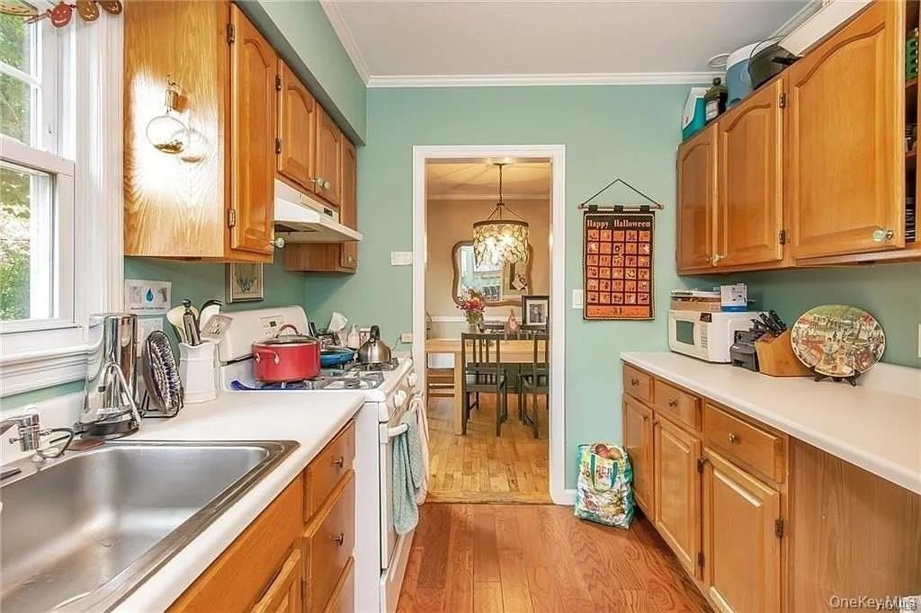 7 Wendover Rd - Photo 3 of 19